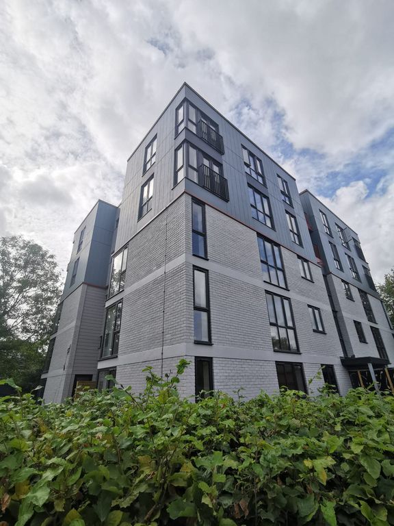 Property photo 1 of 9