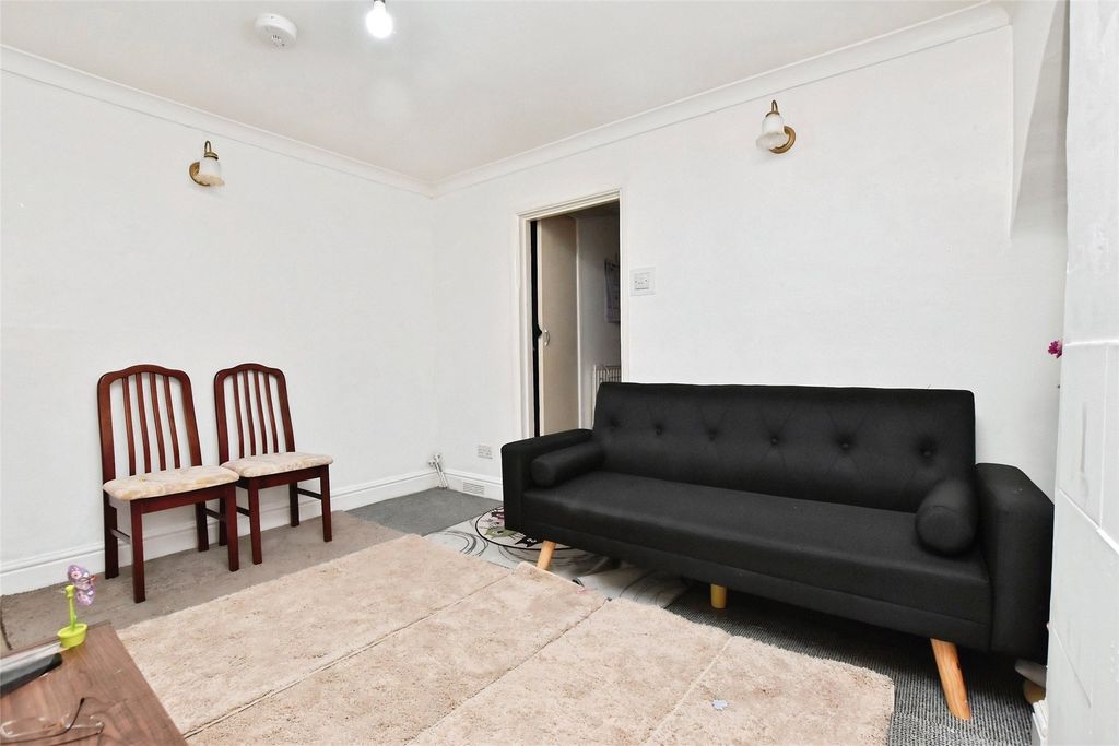 Property photo 3 of 12 Living Room