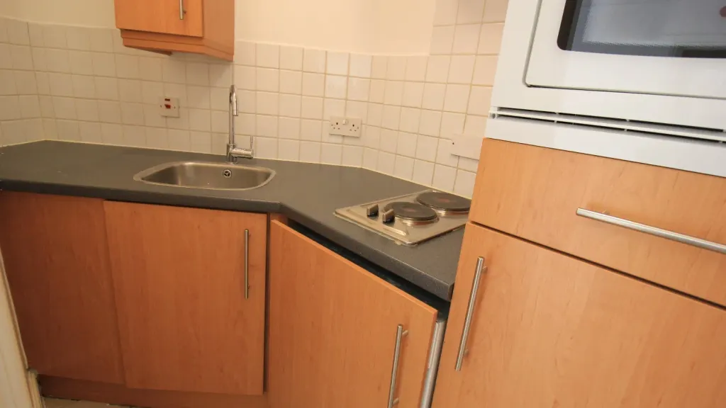 Property photo 3 of 6 Image 3