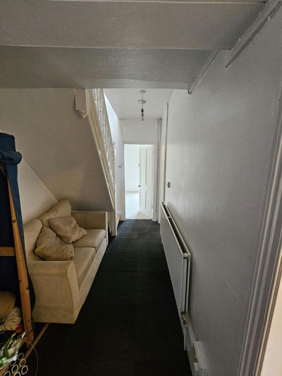 Property photo 2 of 10 20251204_115420 (2).Jpg