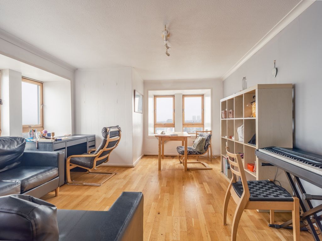 Property photo 2 of 7 4846291