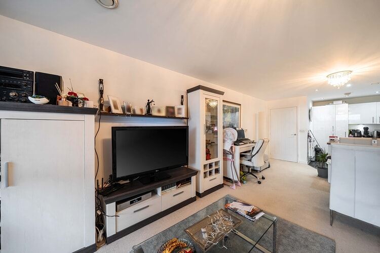 Property photo 2 of 14