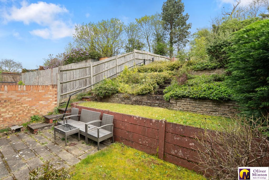 Property photo 2 of 21