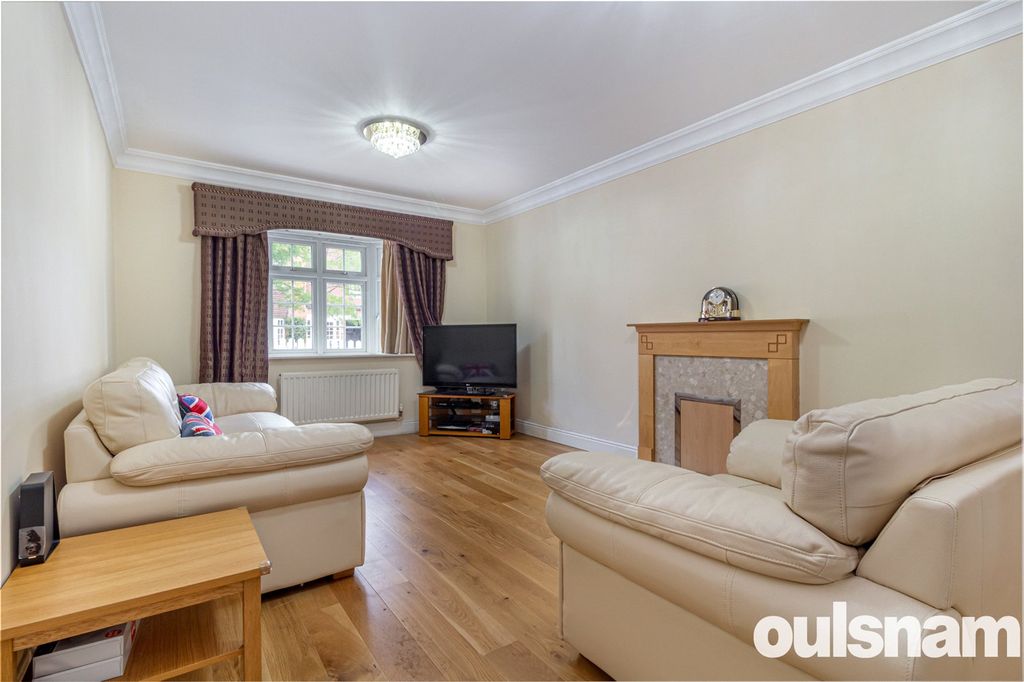 Property photo 2 of 21 Picture No. 19