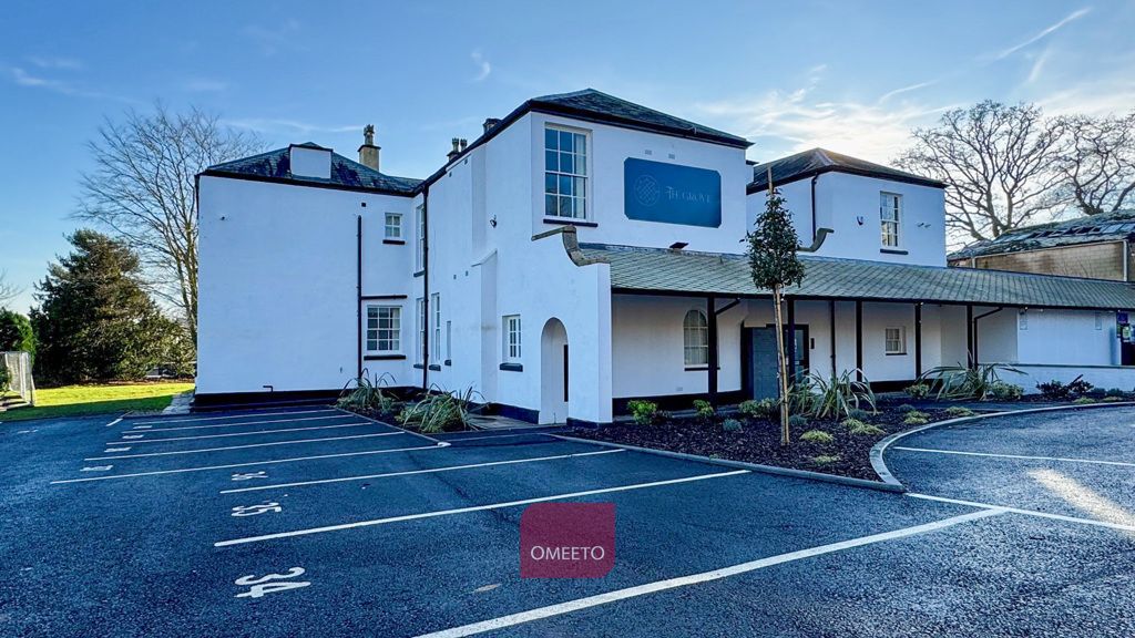 Property photo 1 of 11 Services Office To Let