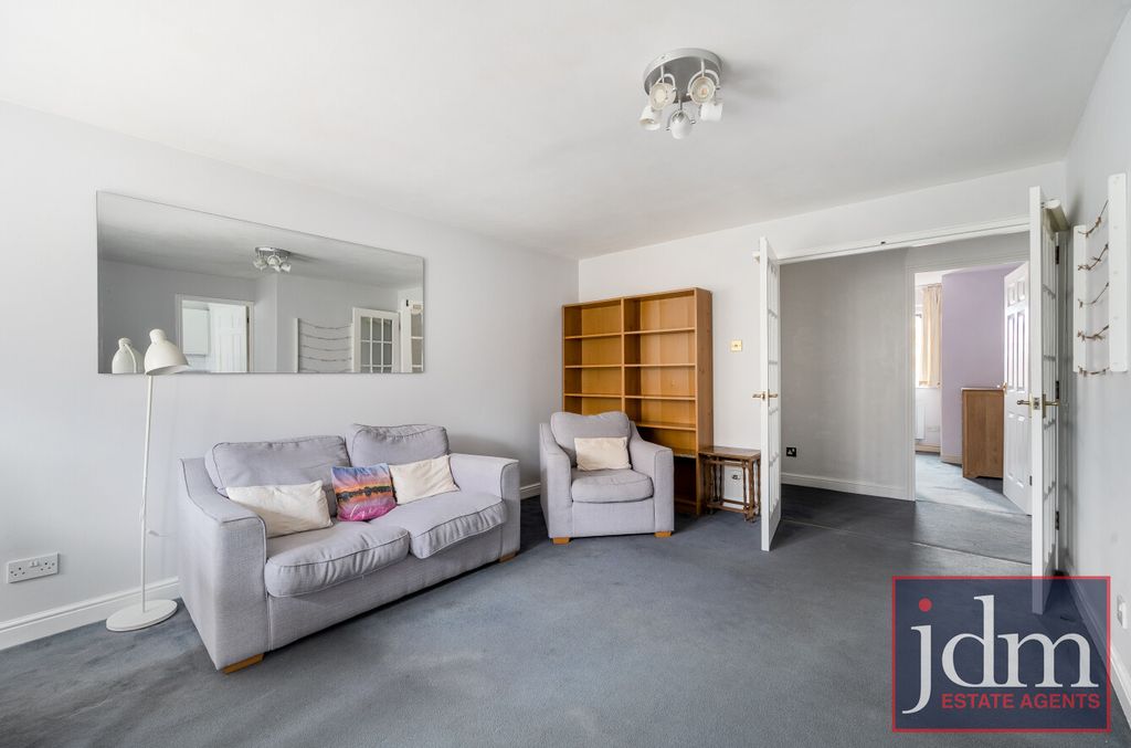 Property photo 2 of 10 3383395d-6Bda-48F...