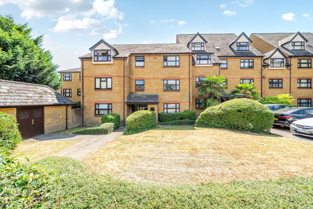 Property photo 2 of 7 Picture No. 20