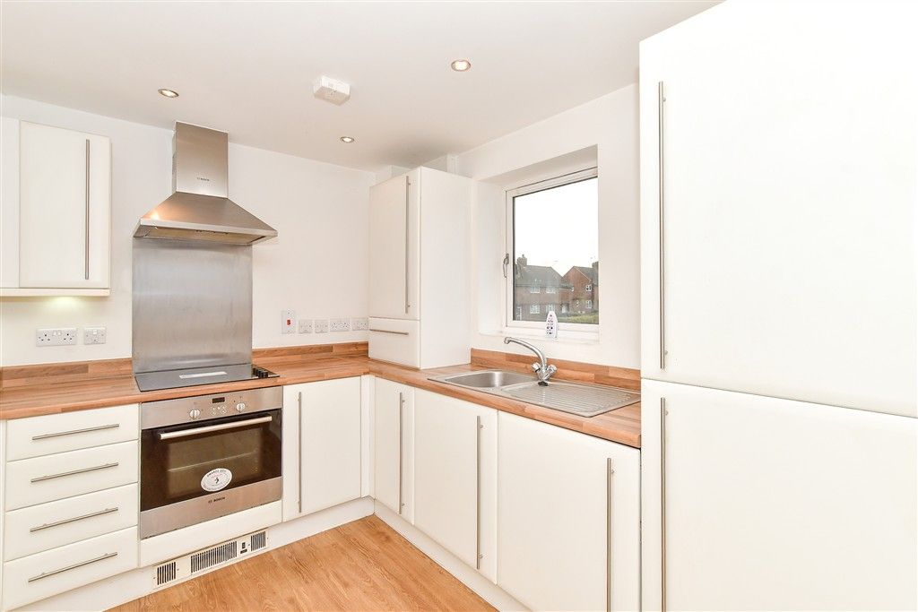 Property photo 3 of 7 Lounge/Diner/ Kitchen