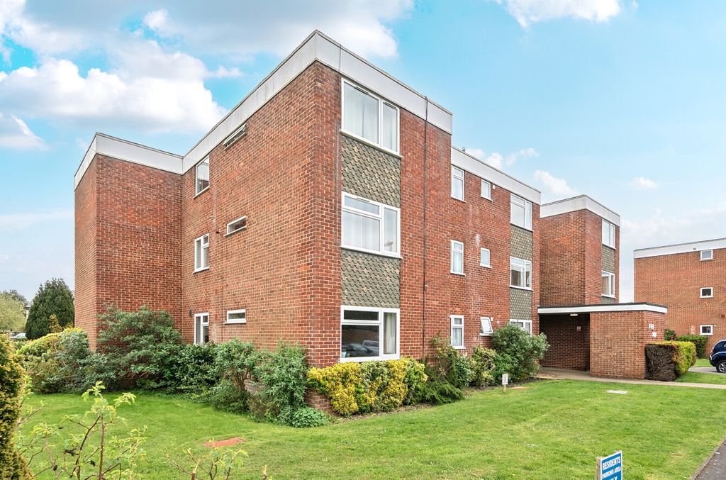 Property photo 1 of 12 1437860-1-69Cb90c...