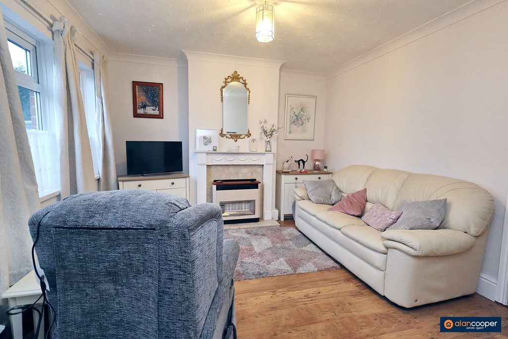 Property photo 3 of 21 3787185
