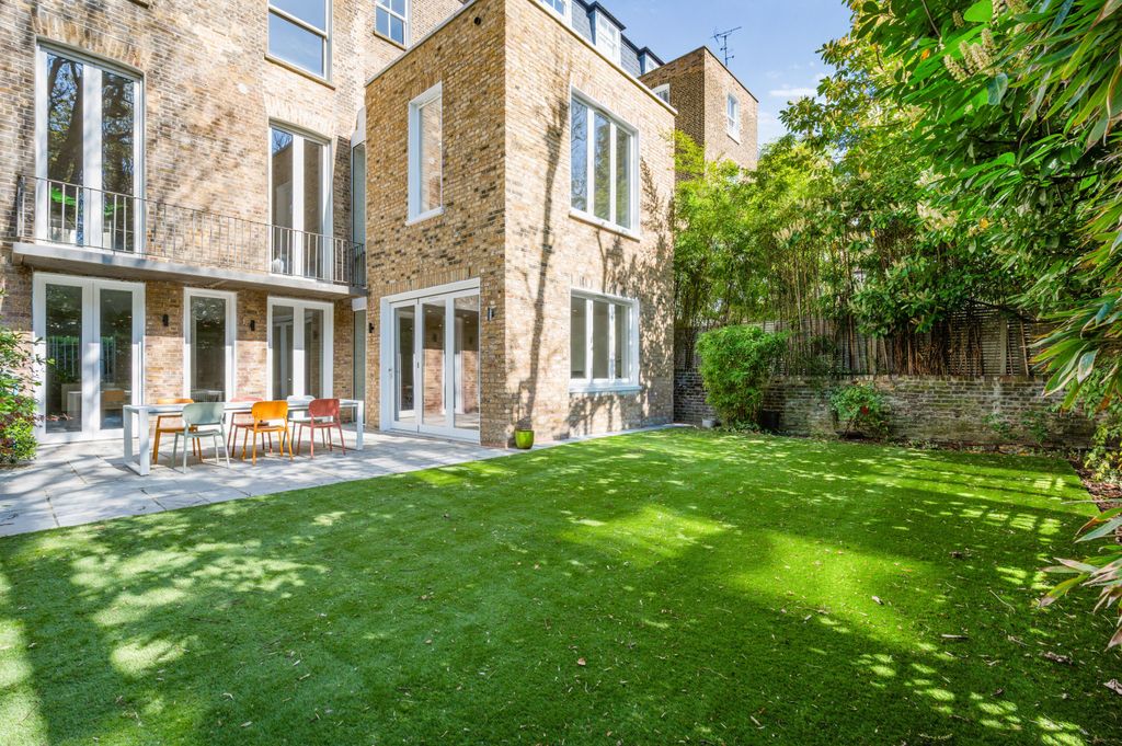 Property photo 3 of 15 Picture No. 13