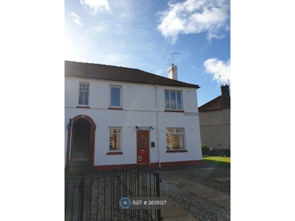 Property photo 2 of 8