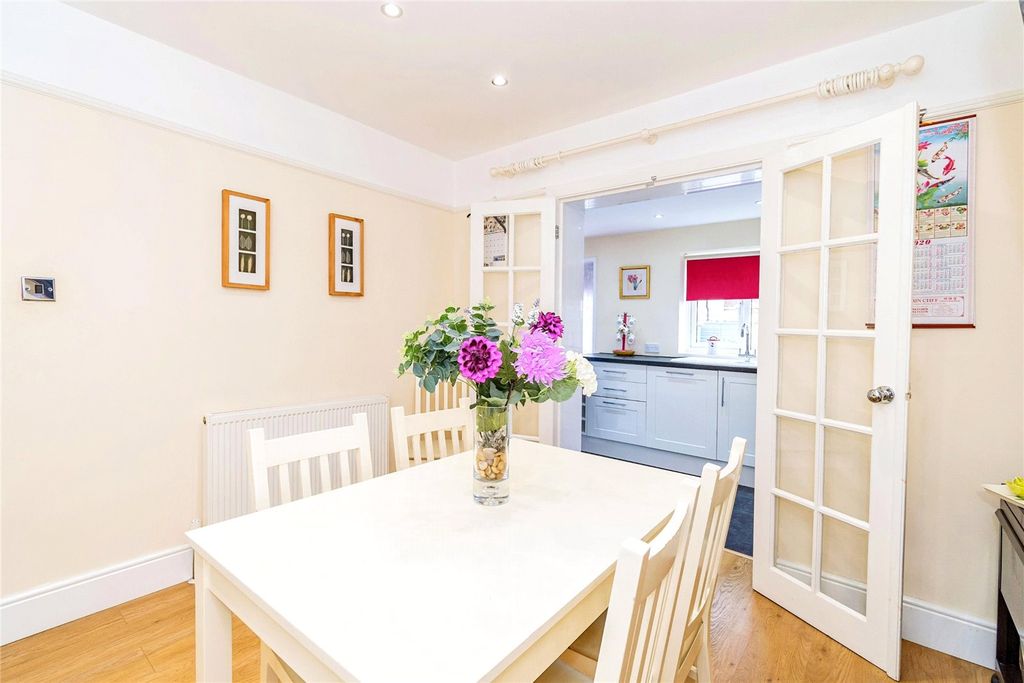 Property photo 3 of 14 Photography