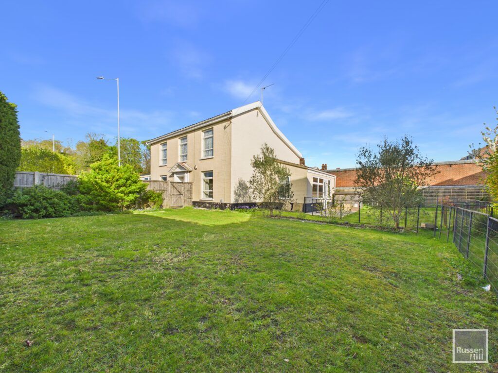 Property photo 1 of 30