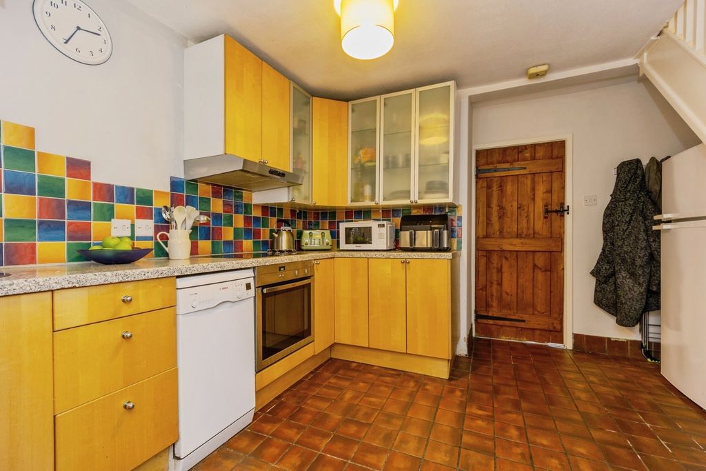 Property photo 2 of 15 Dining Kitchen