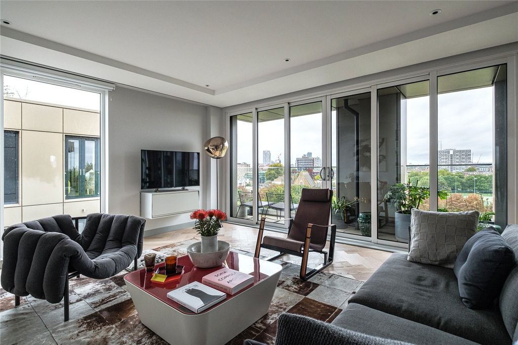 Property photo 3 of 26 Picture No. 28