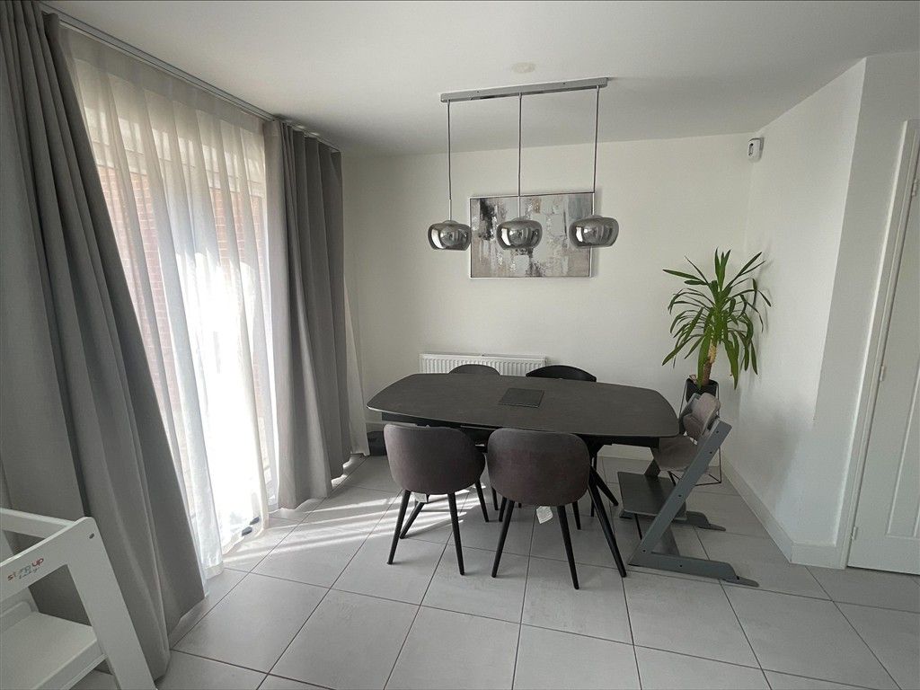 Property photo 3 of 9 Dining Area