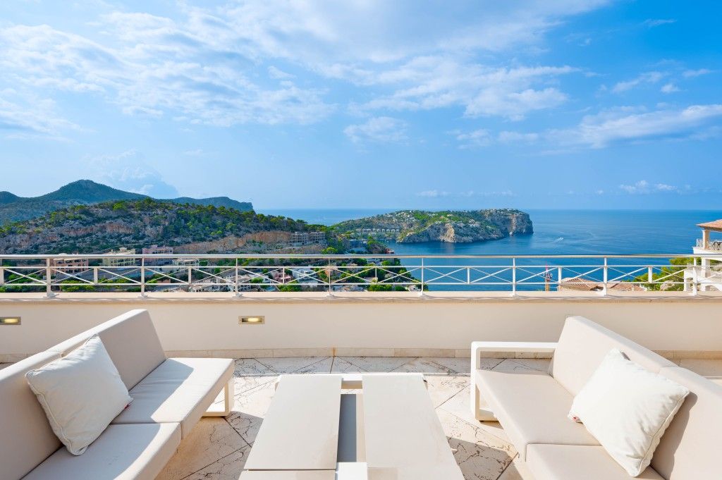 Property photo 1 of 20 Roof Terrace