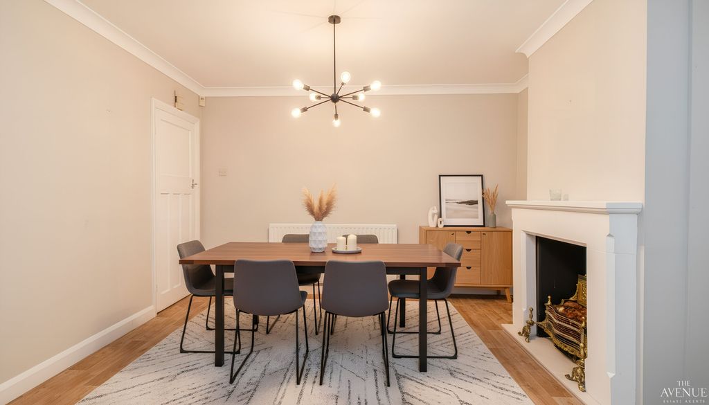 Property photo 3 of 23 4807356