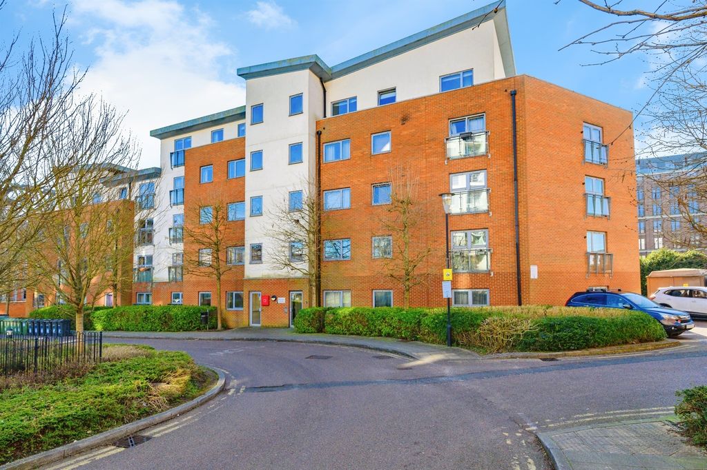 Property photo 1 of 13