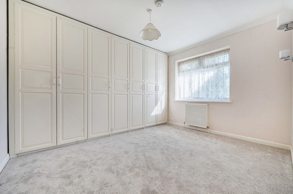 Property photo 3 of 18 1441843-1-69d678d...