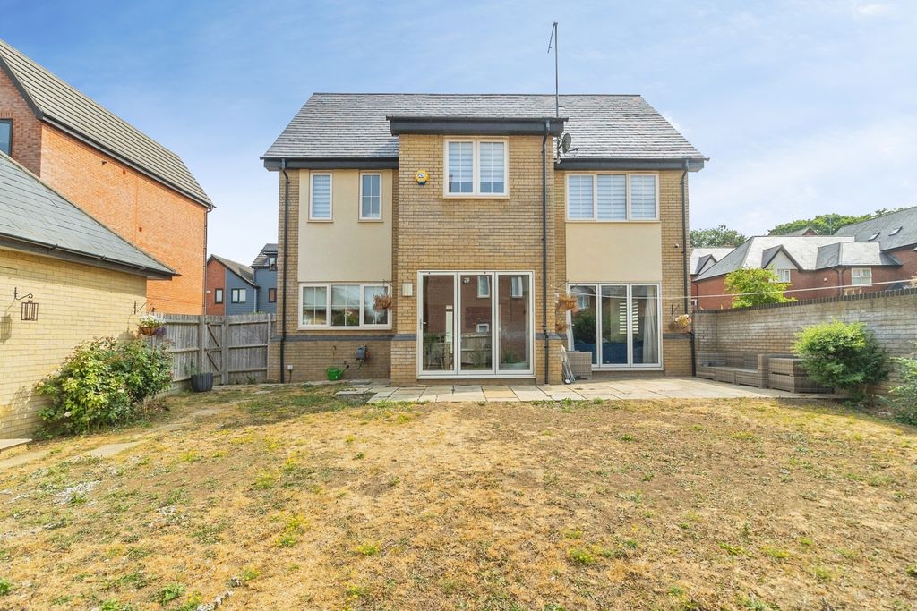 Property photo 2 of 27 Pbox-Img.Jpg