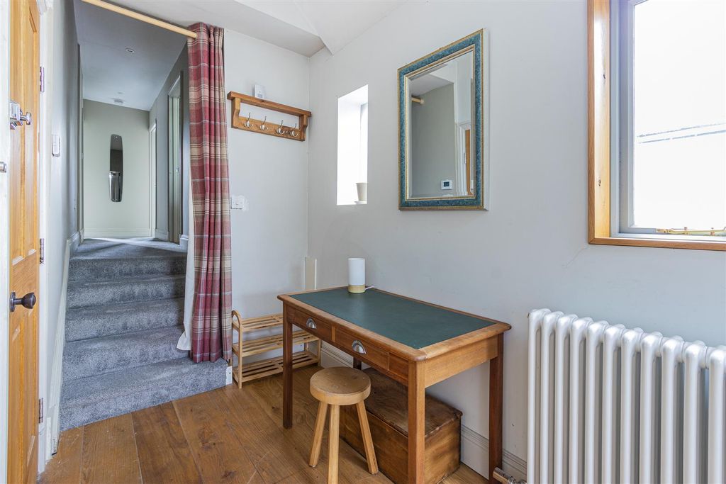 Property photo 2 of 12 Oakfield Street 58 Fff-5.Jpg