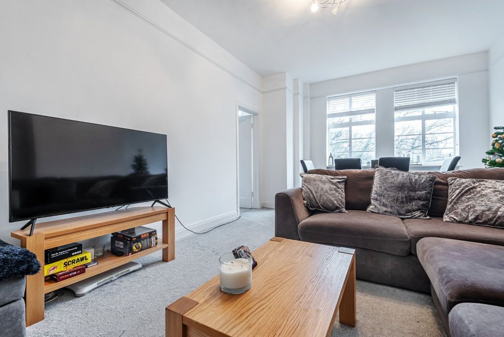 Property photo 2 of 6 Picture No. 10