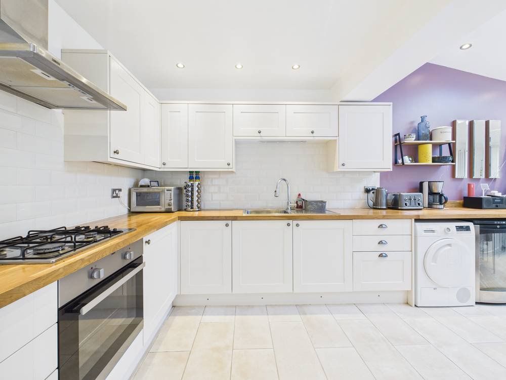 Property photo 2 of 21 Picture No. 05