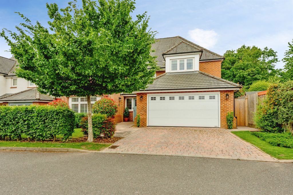 Property photo 1 of 22