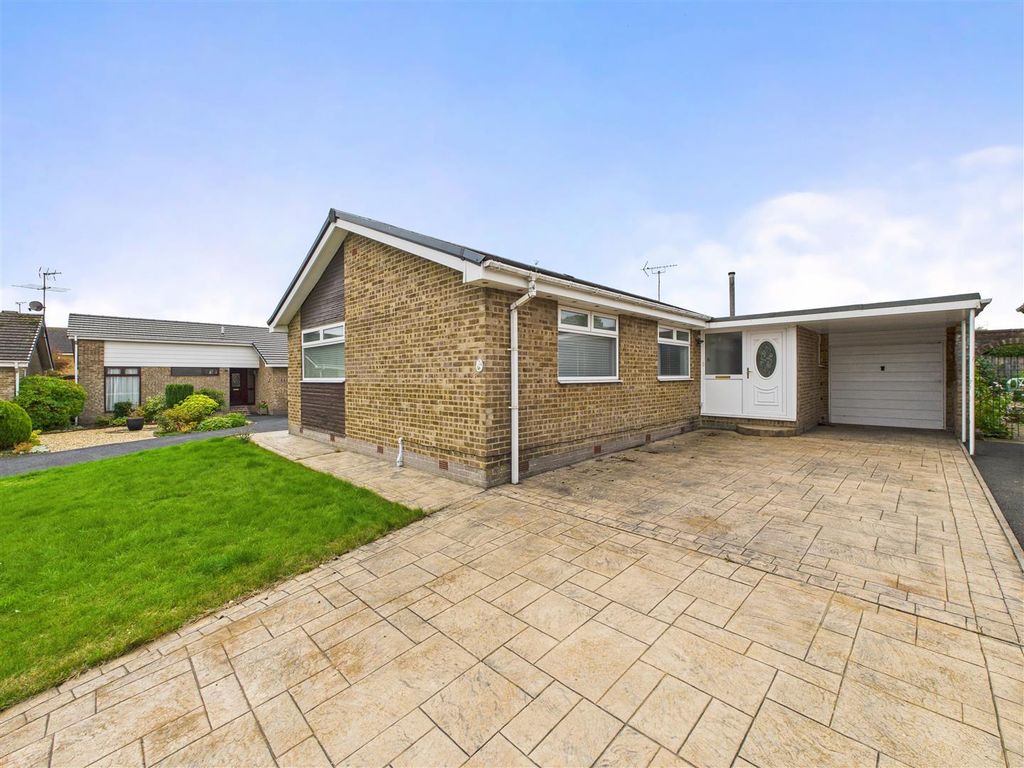 Property photo 1 of 17 Cam05476G0-Pr0066-Still021.Jpg