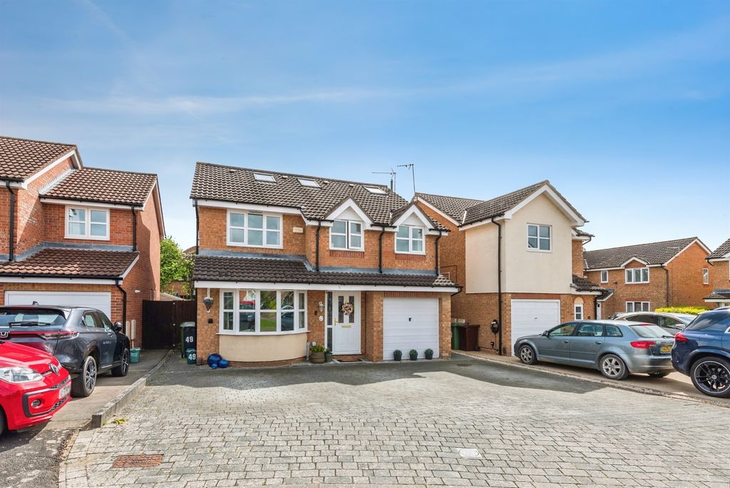 Property photo 1 of 22