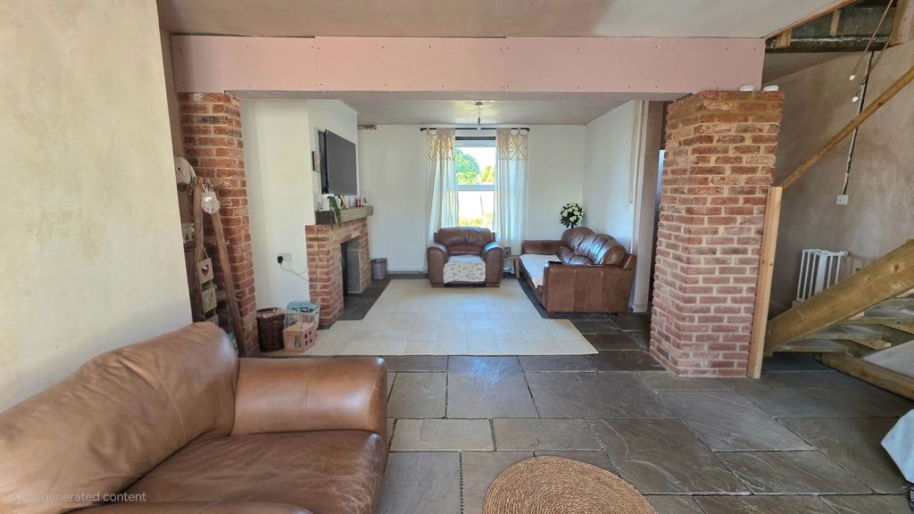 Property photo 3 of 24