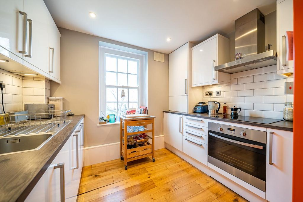 Property photo 2 of 15 Picture 2