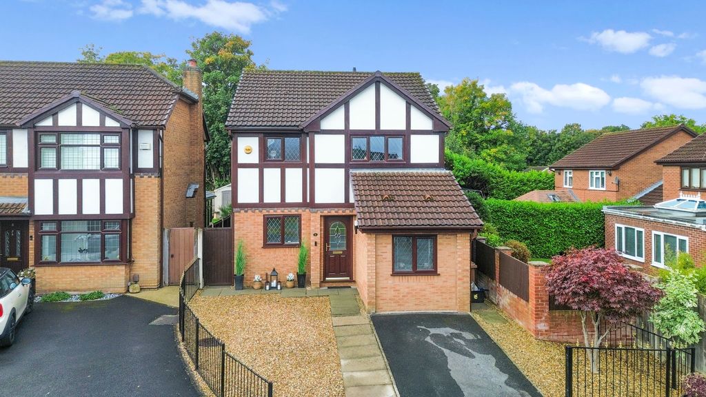 Property photo 1 of 39