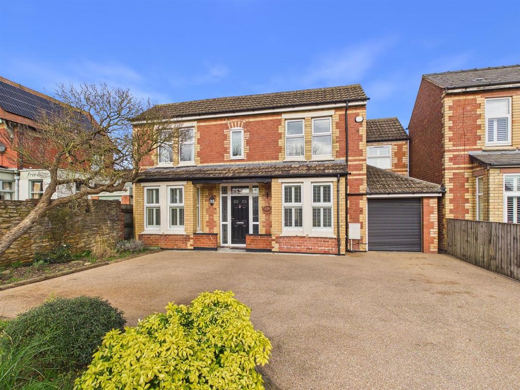 Property photo 1 of 25