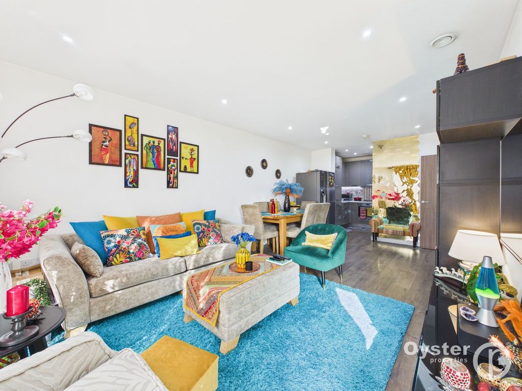 Property photo 2 of 15 Reception