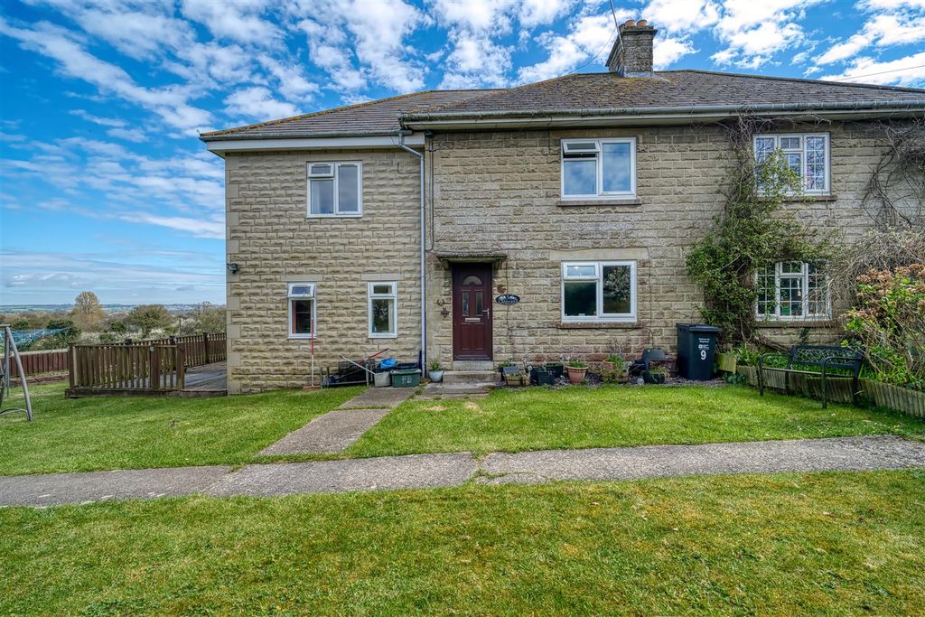 Property photo 1 of 9 Front