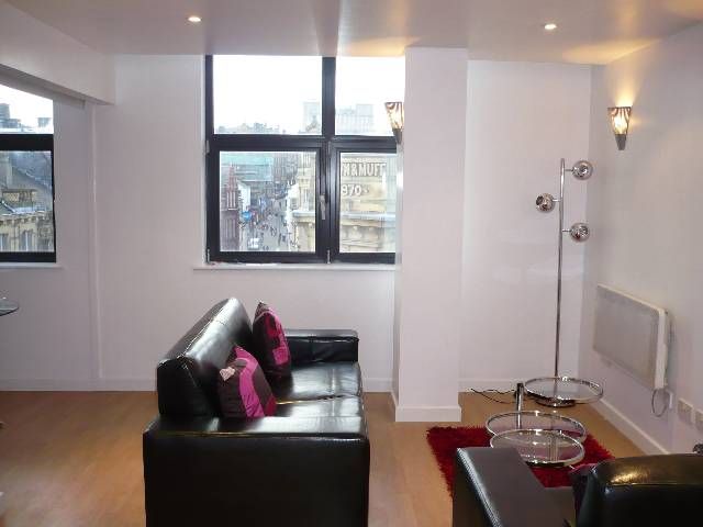 Property photo 1 of 6 Lounge