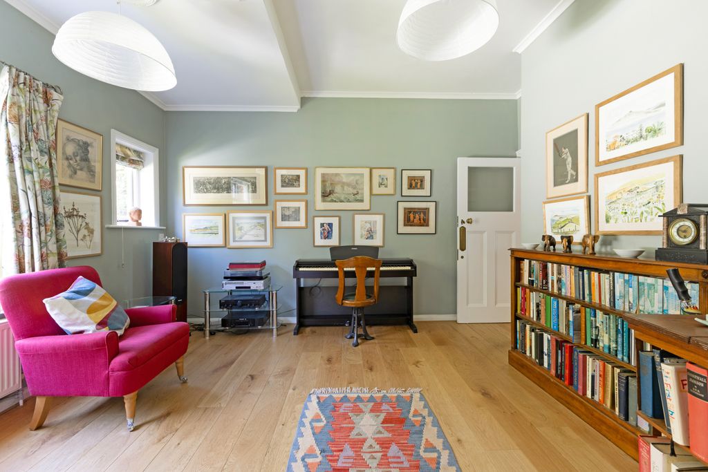 Property photo 3 of 22