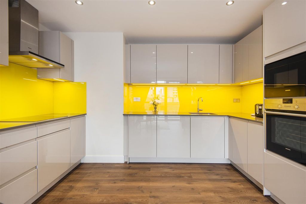 Property photo 1 of 17 2nd Flat (6).Jpg