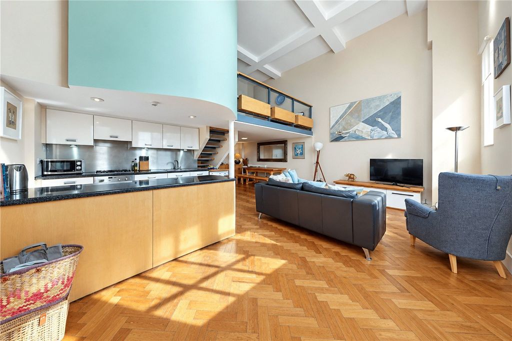 Property photo 1 of 18 Picture No. 34