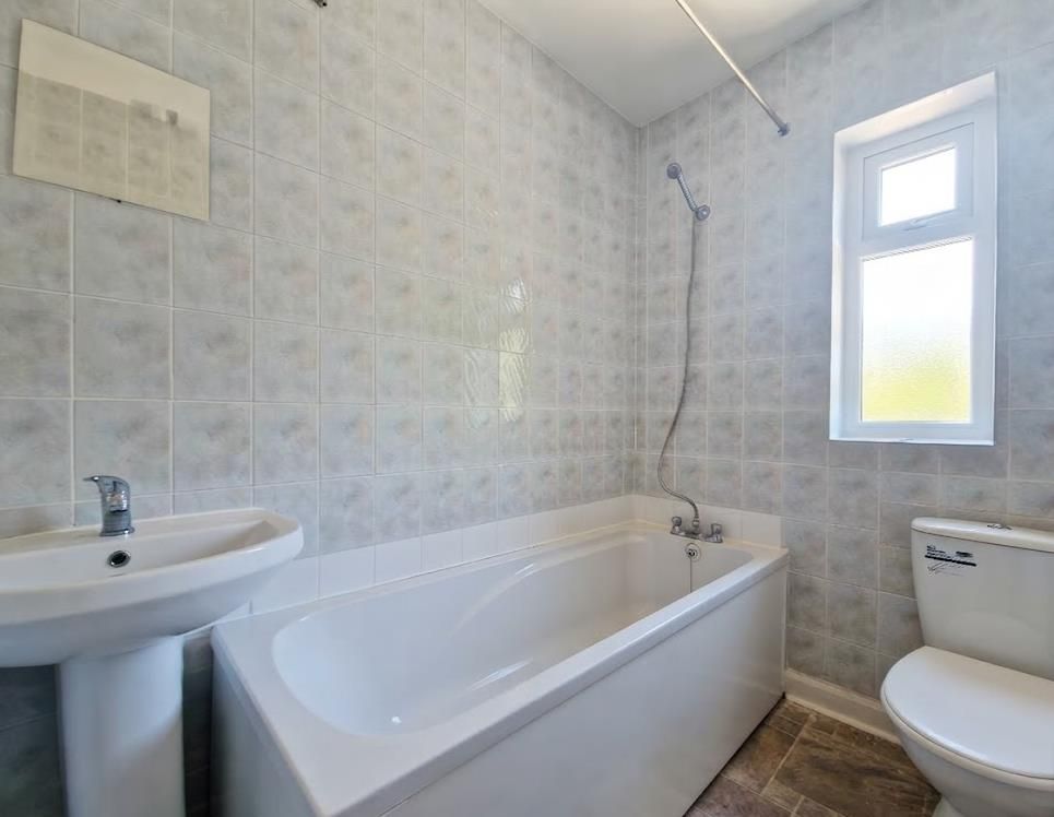 Property photo 2 of 4 2