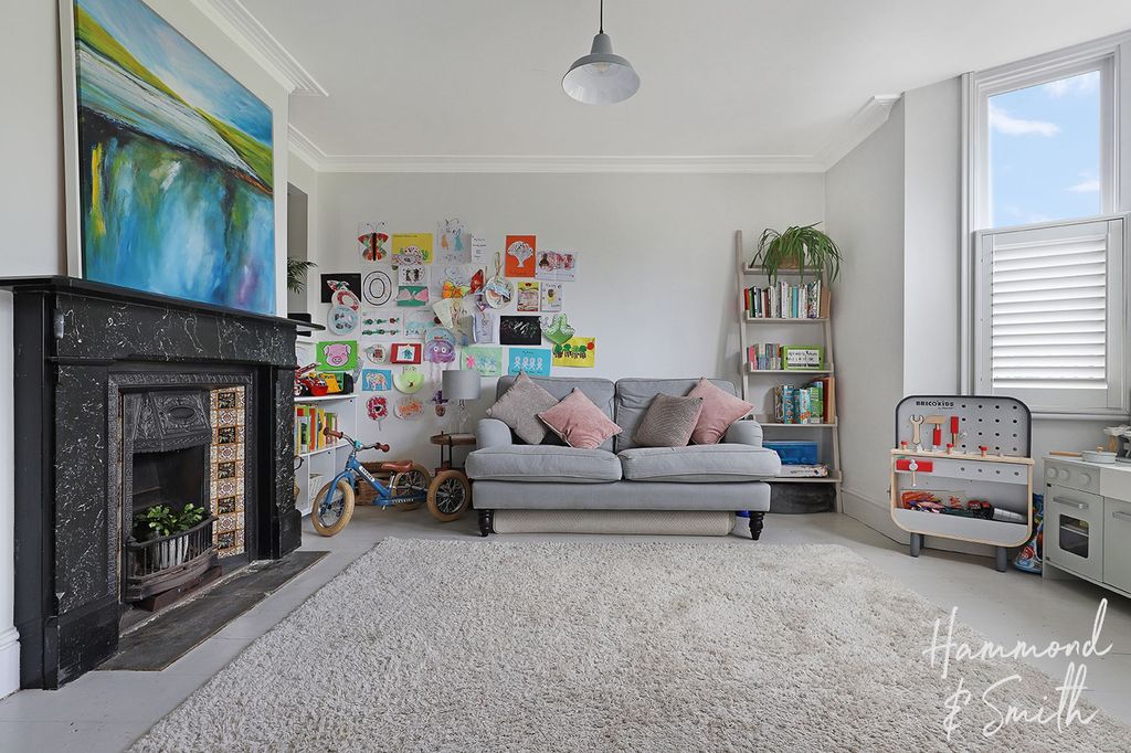 Additional image 14 of 4 bed link detached house for saleChurch Hill, Epping CM16