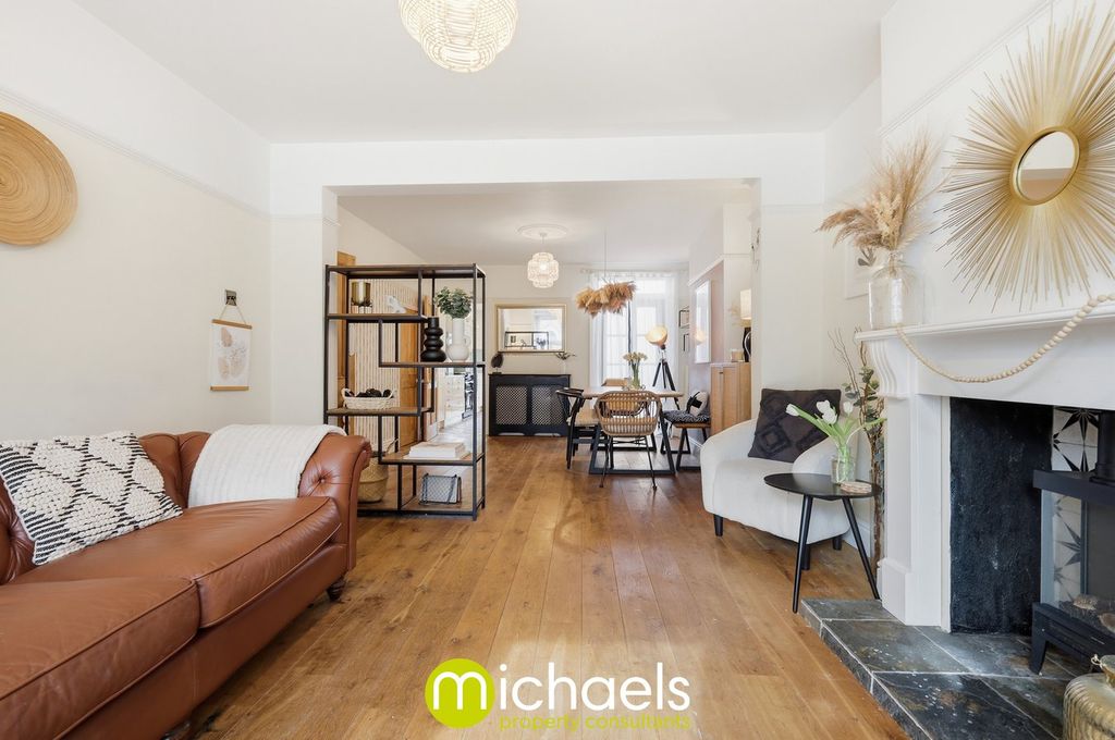 Property photo 3 of 29