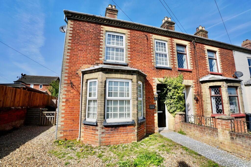 Property photo 1 of 27