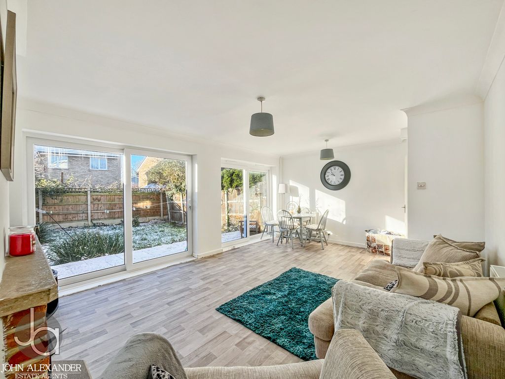 Property photo 3 of 14 Img_6017