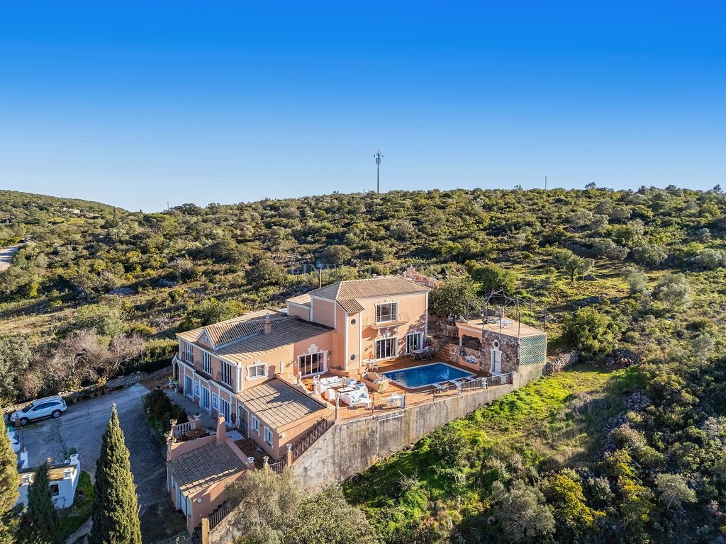 Property photo 1 of 30