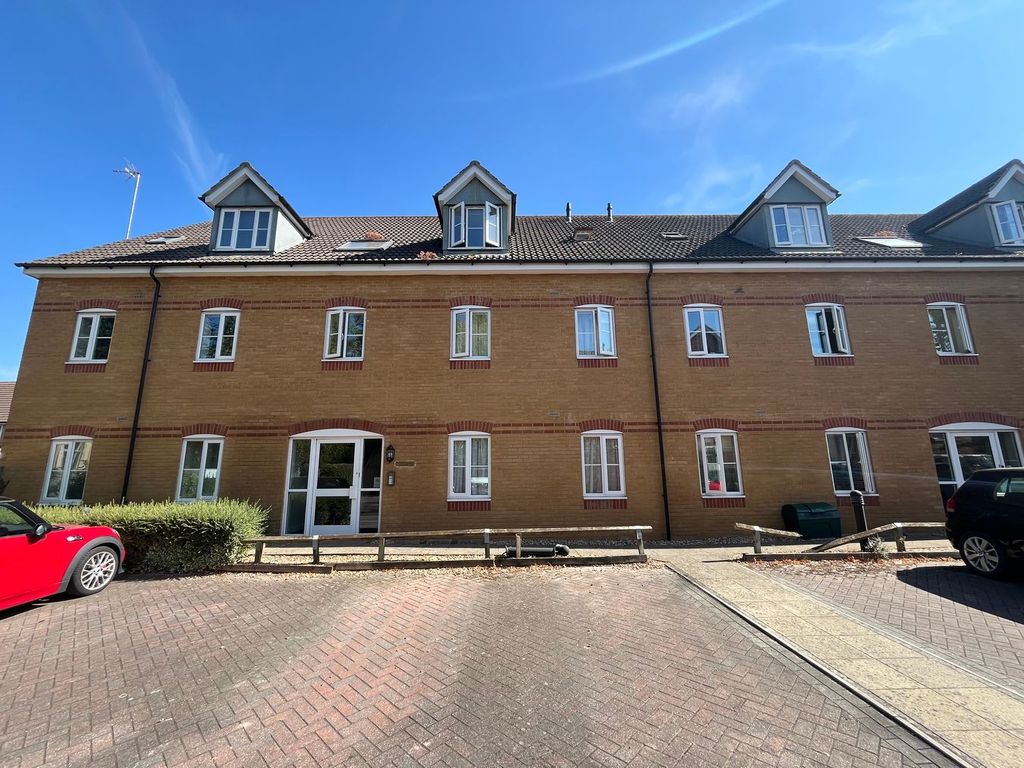 Property photo 1 of 12