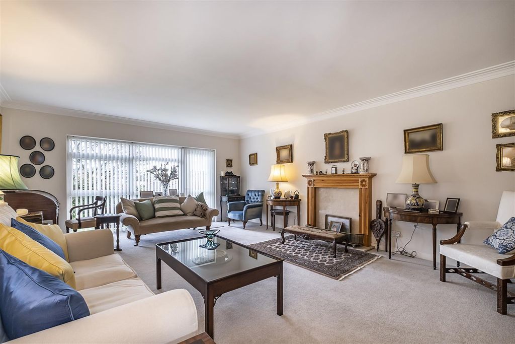 Property photo 3 of 15 2-Hayes-Court-002.Jpg